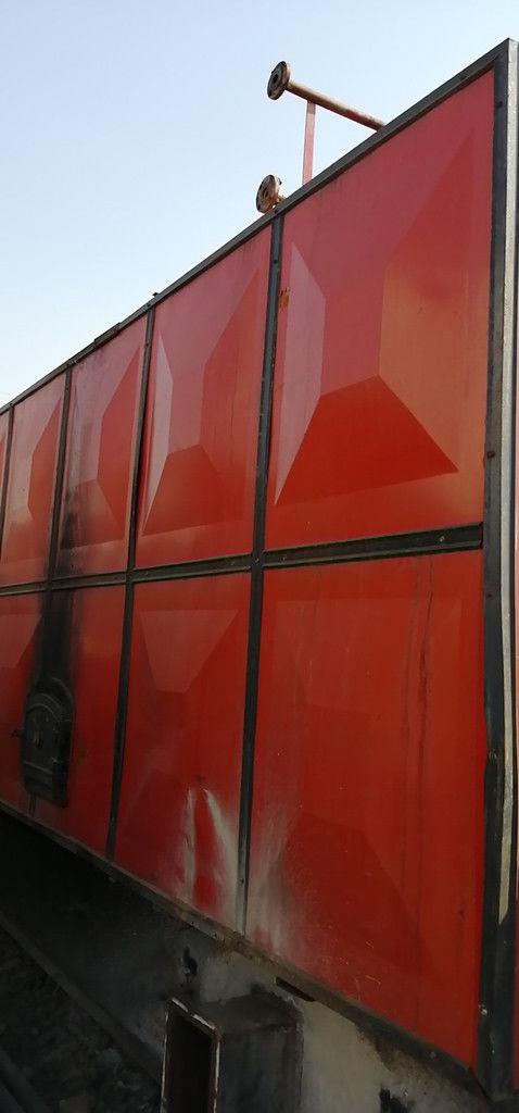 遼寧繁榮廠生產二噸蒸汽鍋爐 99成新二手鍋爐轉讓